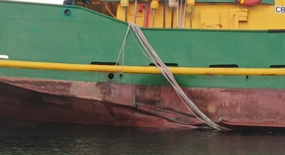 Con daños en el casco quedó la lancha pesquera tras el impacto con una motonave.