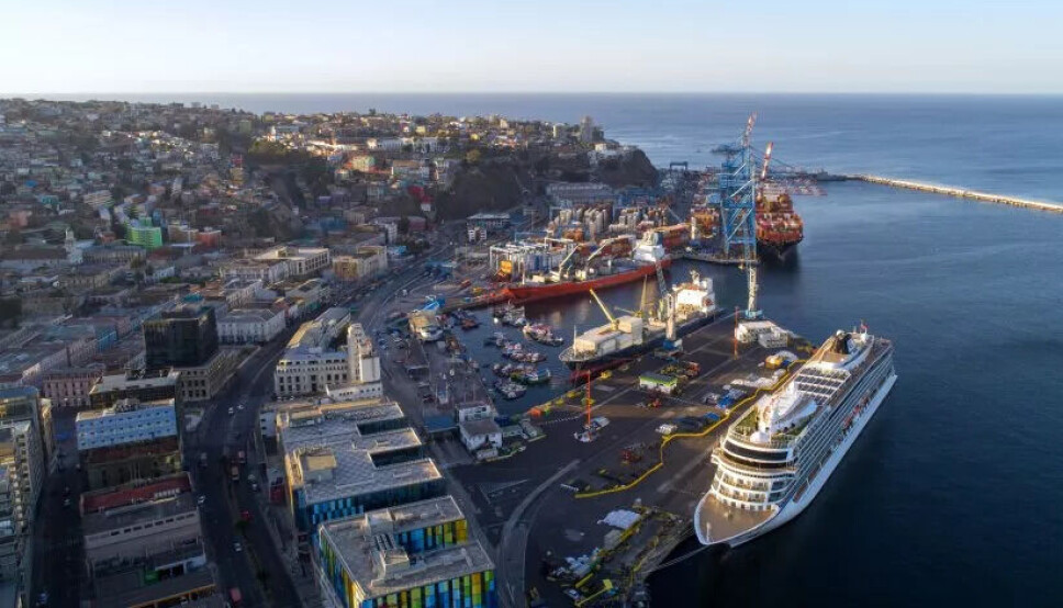 El retorno de los cruceros a Valparaíso es uno de los hitos que destaca el informe.