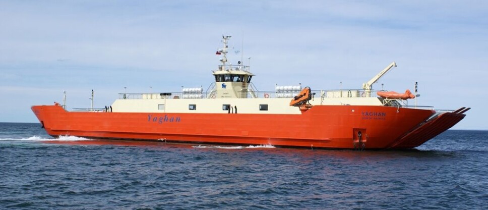 El ferry 'Yaghan' es la nave que cubre el servicio para unir Punta Arenas y Puerto Williams. La navegación dura 32 horas para cubrir 303 Millas Náuticas.