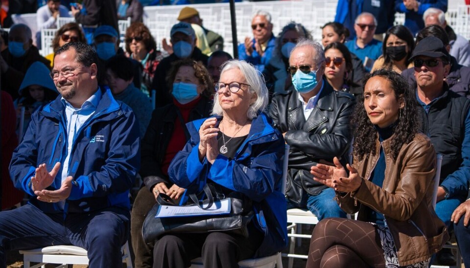 El gerente general de Puerto San Antonio, Luis Knaak; la presidenta de Puerto San Antonio, Sally Bendersky, y la alcaldesa Constanza Lizana.