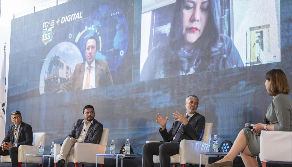 Los ejecutivos y autoridades que fueron parte del panel explicaron las ventajas del futuro corredor bioceánico Capricornio para nuestro continente.