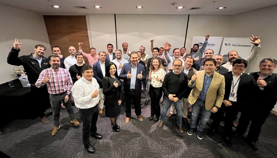 Representantes de las empresas que integran la comunidad logística.