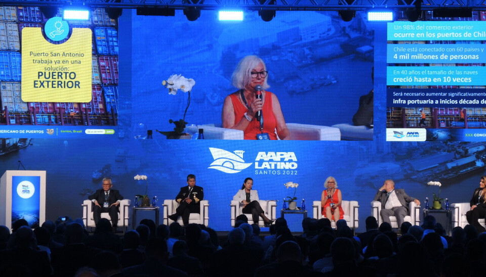 Sally Bendersky participó en el panel sobre inversiones y proyectos portuarios en América Latina.