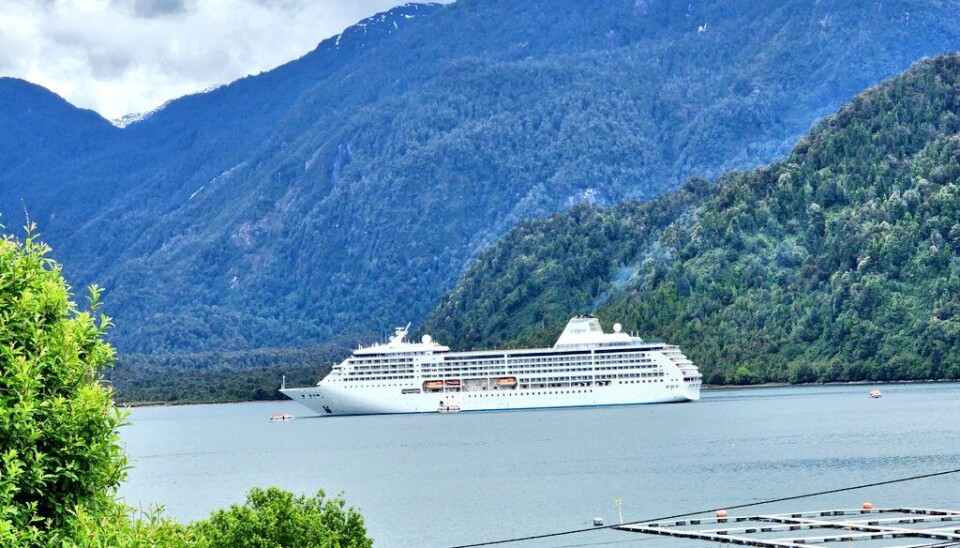 Un crucero arribando esta temporada al Puerto Chacabuco.