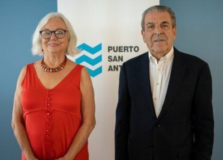 La presidenta del directorio, Sally Bendersky, junto a Eduardo Frei Ruiz-Tagle.
