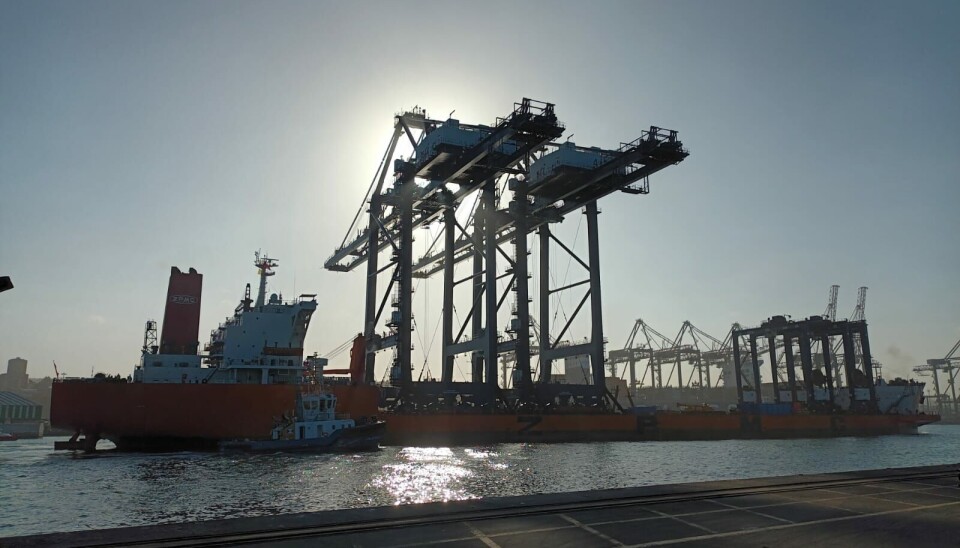 Las impresionantes estructuras llegaron a bordo del Zhen Hua 24 tras navegar casi 19 mil kilómetros desde China.