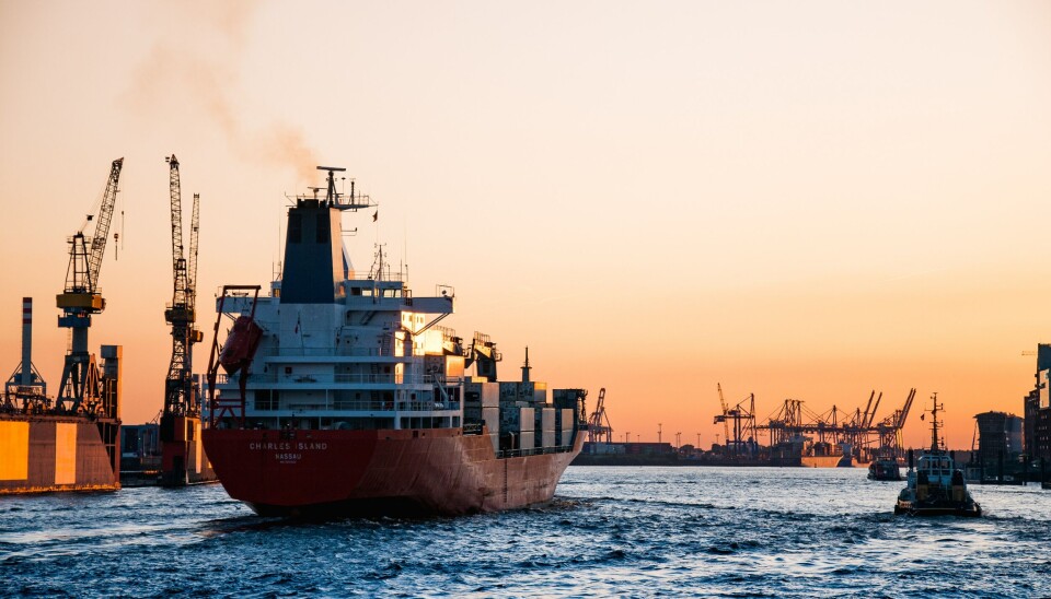 La adopción de combustibles menos contaminantes es una preocupación en toda la industria del transporte marítimo de larga distancia.