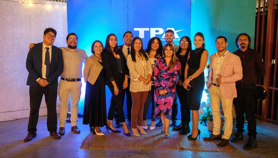 Parte del equipo de Terminal Puerto Arica durante el evento en que presentaron la Memoria que resume la gestión de la compañía.