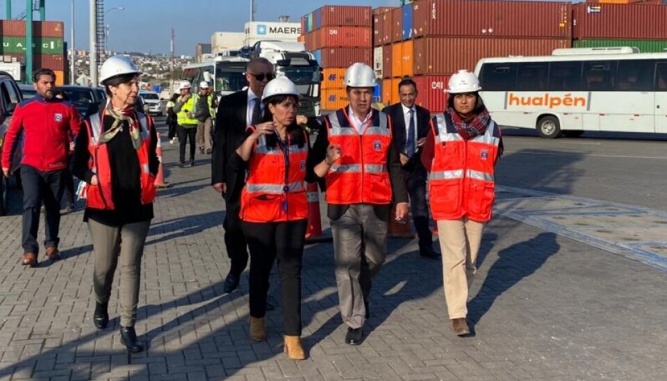 La visita de las autoridades el Puerto de San Antonio dejó buenas noticias en materia de seguridad y fiscalización de la carga que transita por ese lugar.