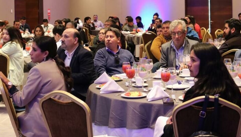 Docentes, estudiantes, empresas proveedoras y portuarias participaron en el lanzamiento del programa de logística inteligente.