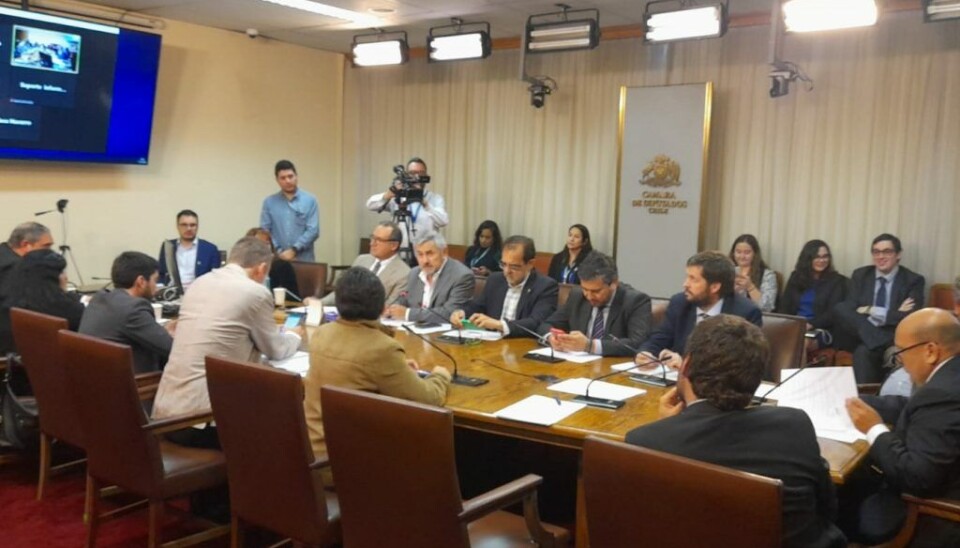 La Comisión de Obras Públicas y Transporte es la encargada del análisis del proyecto de ley.