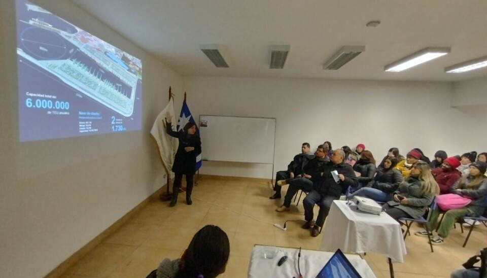 Andrea Acuña de Puerto San Antonio durante la actividad en IP Los Lagos.