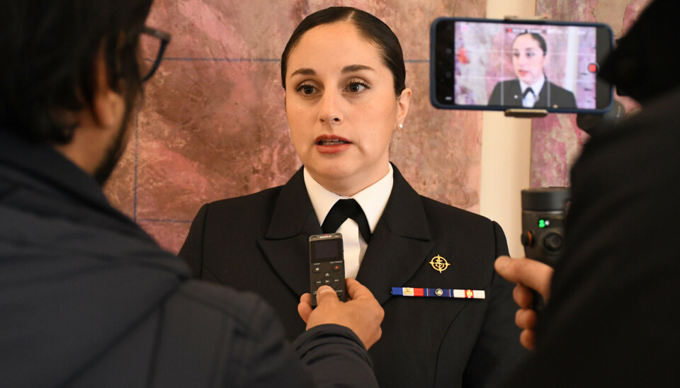 La Teniente 1º Litoral Paulina Rivera es una de las estudiantes que se beneficia del convenio con la Universidad.