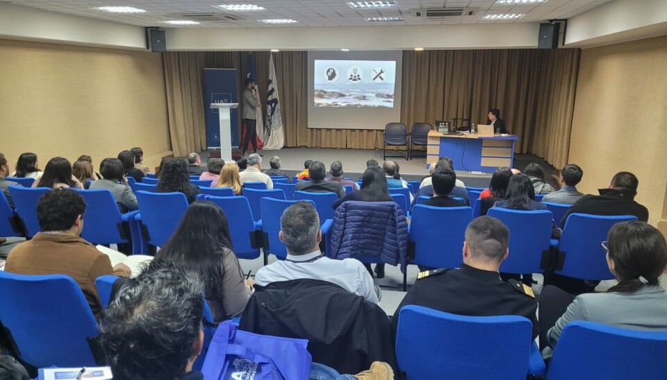 El conocimiento científico acerca de las bahías de Mejillones y San Jorge contribuye a un mejor desempeño de las actividades portuarias y logísticas.