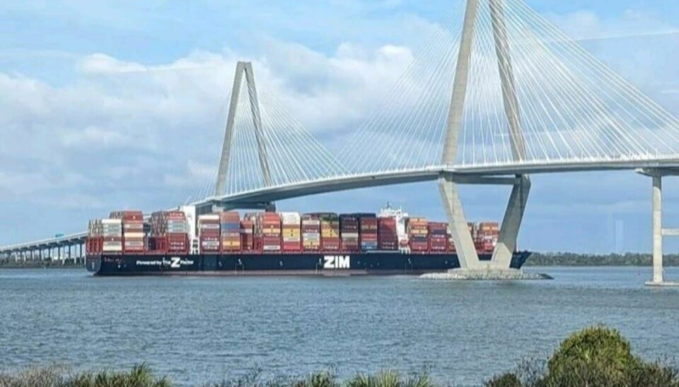 ZIM es una compañía de transporte de contenedores fundada en 1945 y que actualmente se ubica como la décima más grande del mundo.