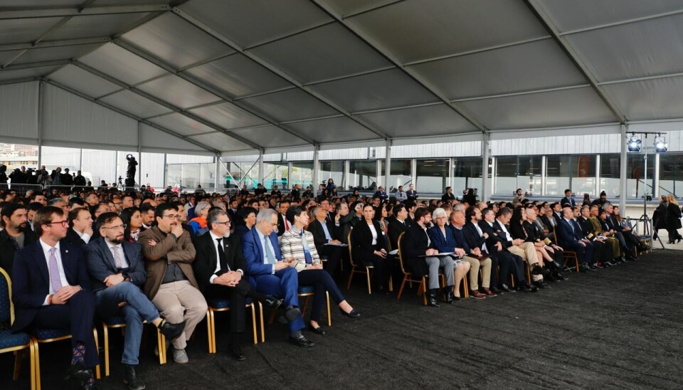 Al acto asistieron diversas autoridades públicas y privadas, líderes empresariales, académicos y la comunidad porteña.