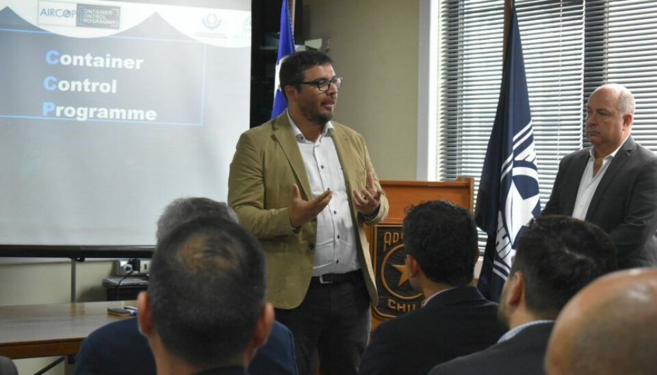 El Delegado Presidencial, Daniel Quinteros, al introducir la jornada de capacitación para los funcionarios que durará una semana.