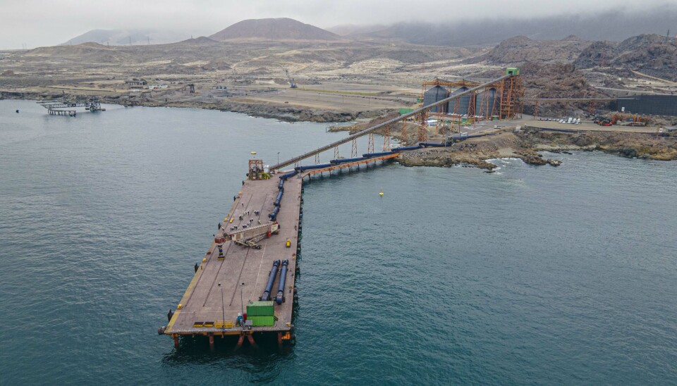 Puerto Las Losas se ubica a 1,5 km de la ciudad de Huasco, en la Región de Atacama.