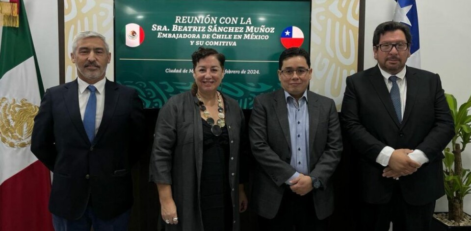 La comitiva chilena estuvo integrada por la Embajadora de Chile en México, Beatriz Sánchez; el director nacional del SAG, José Guajardo; Rodrigo Astete, director de operaciones del SAG, y Miguel Canala-Echeverría, gerente general de Frutas de Chile.