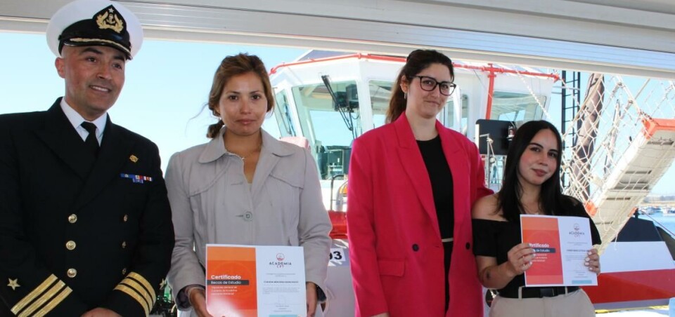 Algunas de las 35 becadas por la Academia CPT en el marco de la conmemoración del Día Internacional de la Mujer.