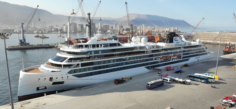 La embarcación es la decimotercera que llega a este terminal portuario en la temporada.