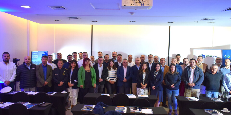 Gran convocatoria tuvo el seminario organizado por Puertos de Talcahuano
