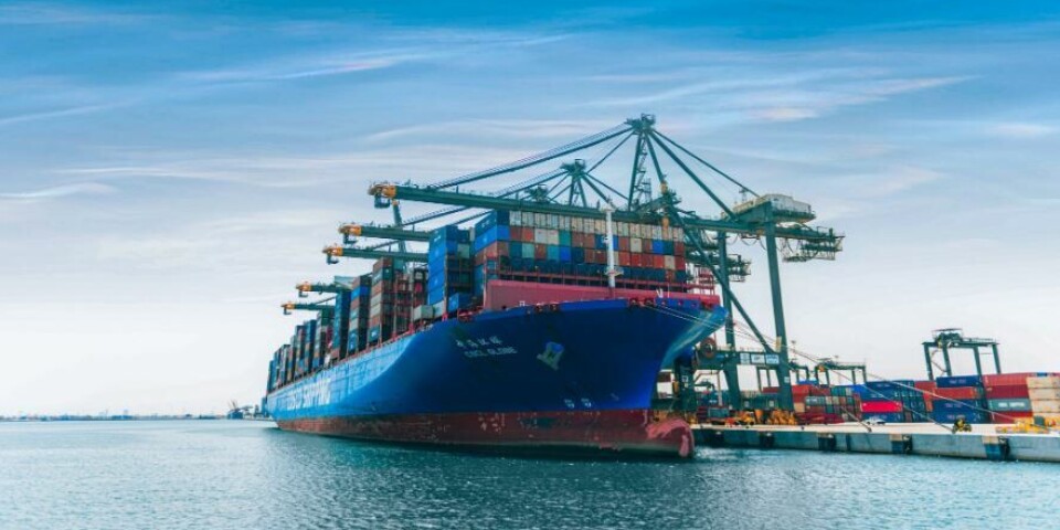 El terminal portuario está ubicado en la ciudad de Dammam en el Golfo Arábigo.