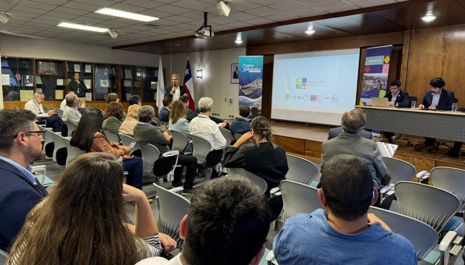 “Se avanza paso a paso, las transformaciones en una ciudad como Valparaíso, que
ha estado tantos años abandonada a su suerte por malas políticas públicas, por el centralismo, por malos proyectos, está llegando a su fin', aseguró el Alcalde Sharp.