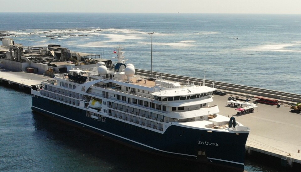 El SH Diana uno de los cruceros que llegaron a Chile durante la temporada.