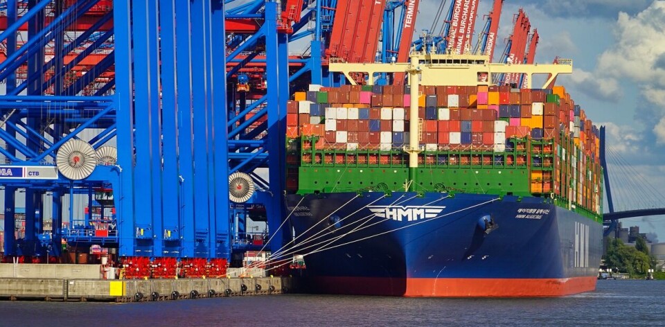 El objetivo es acelerar la adopción de combustibles más limpios en el transporte marítimo.