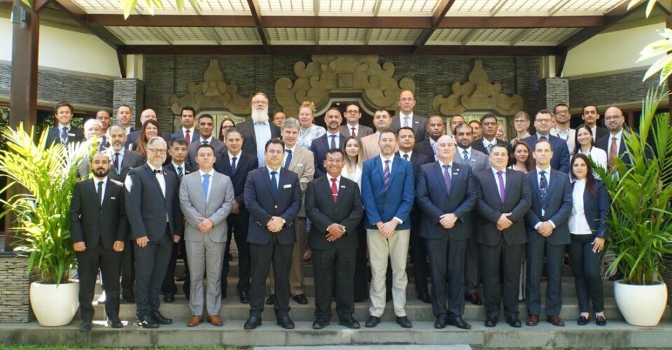 Las delegaciones participantes de la reunión internacional en Bali.