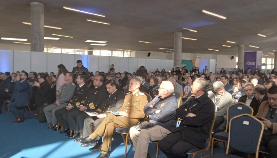 Gran cantidad de público llegó hasta el Terminal de Pasajeros del Puerto de Valparaíso, escenario de IX Enloce 2024.