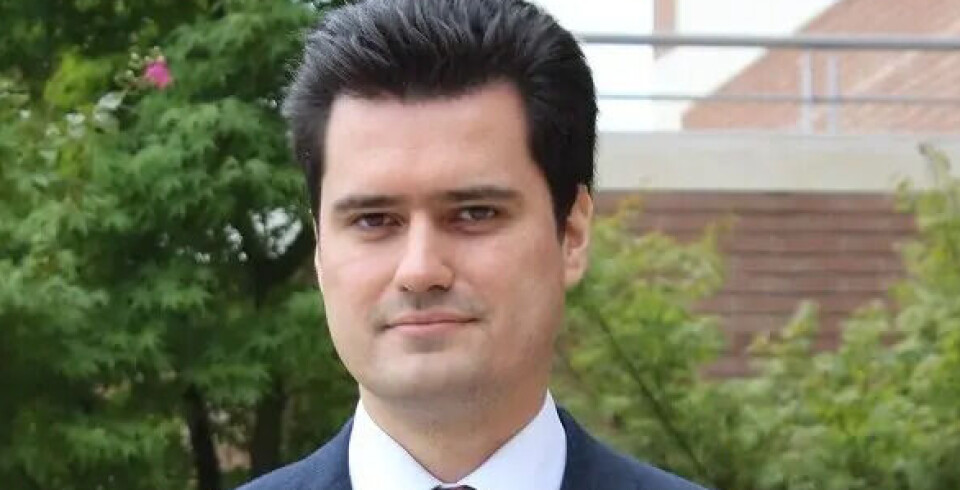 Claudio Alvarez es ingeniero civil de la Pontificia Universidad Católica de Chile.