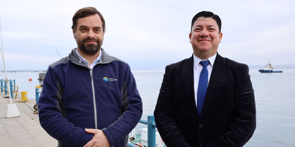 Ernesto Piwonka, gerente general de Empresa Portuaria Coquimbo, y Wladimir Pleticosic, Gobernador (s) de la Región de Coquimbo.
