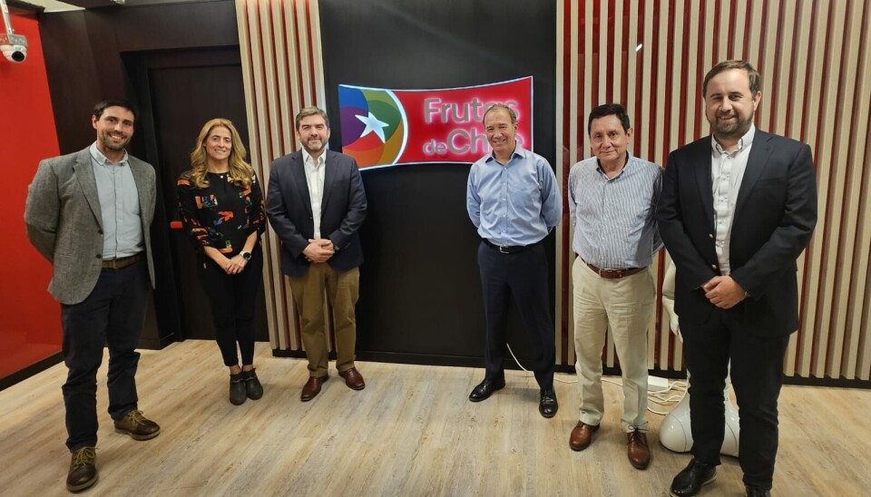Ejecutivos portuarios y del sector frutícola se reunieron para coordinar envíos de cerezas.
