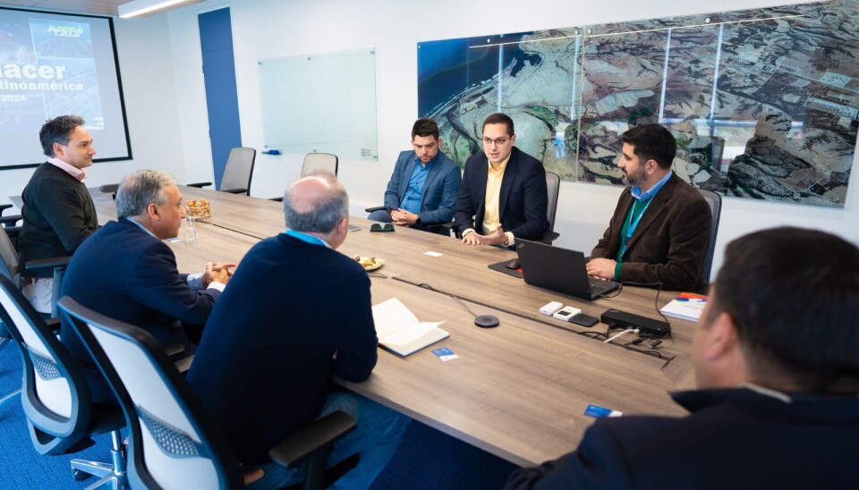 El presidente de AAPA en su reunión con los ejecutivos del Puerto de San Antonio.