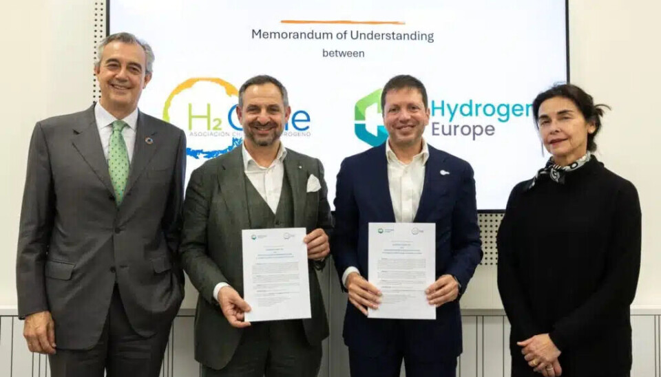 Ejecutivos tras la firma del MoU que inicia la colaboración en esta materia entre ambas instituciones.