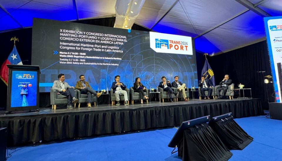 Ejecutivos portuarios durante la exposición en el marco de la Trans-Port 2024.