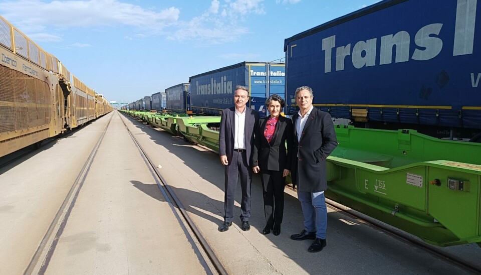 Ejecutivos en la visita a las instalaciones portuarias y el regreso a las operaciones del modo ferroviario.