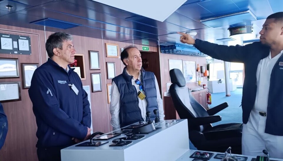 Ejecutivos de la portuaria estatal conocieron las instalaciones del crucero.