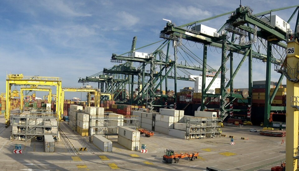 Las dos potencias mundiales son claves en las operaciones del terminal portuario.