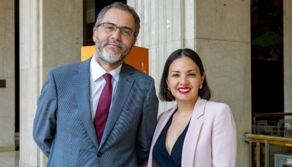 Carolina Arredondo, ministra de las Culturas; e Ignacio Fernández, director general de ProChile.