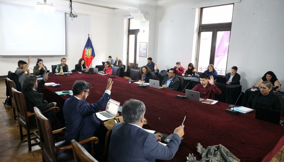La sesión del concejo municipal donde se planteó la necesidad de la comisión.