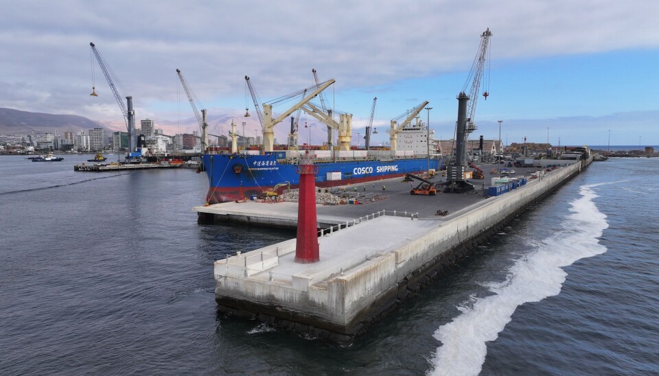 Cada una de las baterías tiene un peso aproximado de 43 toneladas.