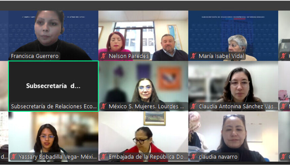 Participantes de la actividad liderada por la Subrei.