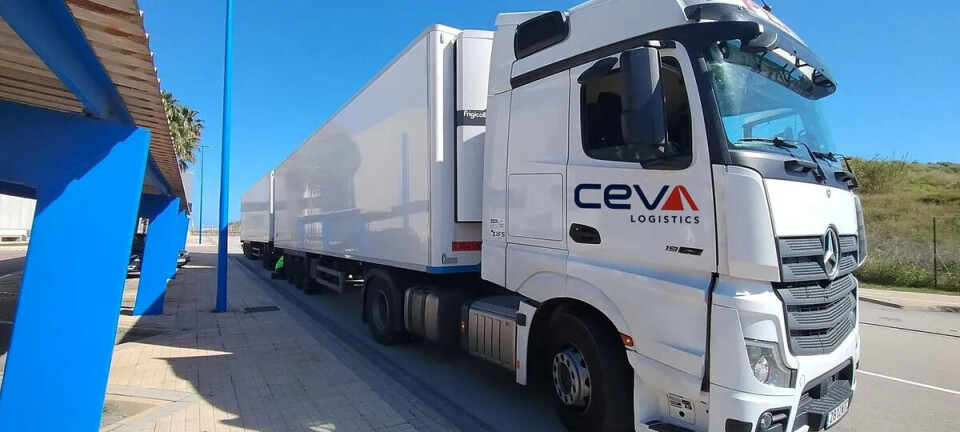 Lanzan piloto de transporte sostenible con Duo Trailers propulsados por HVO