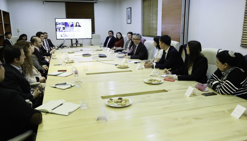 Participantes de los comités junto al ministro de Hacienda, Mario Marcel.