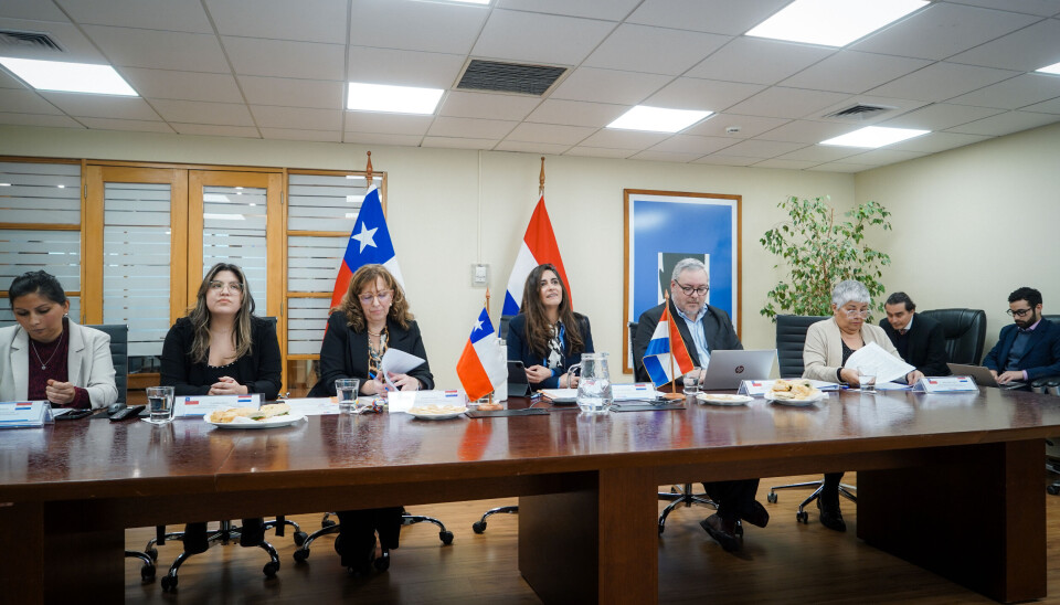 Autoridades nacionales durante la primera reunión del comité.