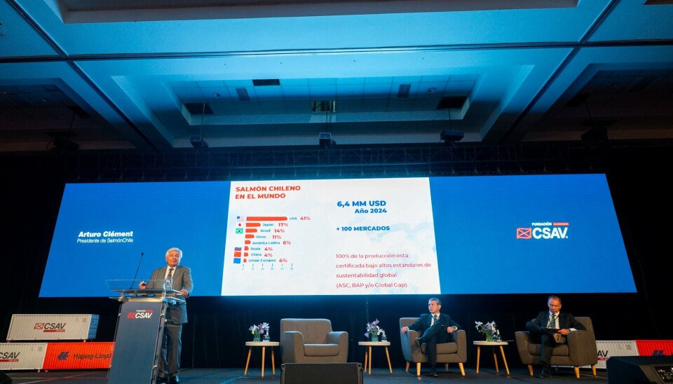 Arturo Clément, presidente de SalmonChile, en su presentación.