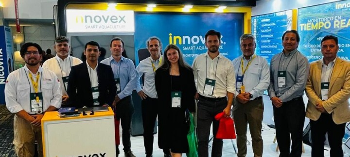 Empresas de Los Lagos participan en misión comercial en AquaExpo Guayaquil 2025